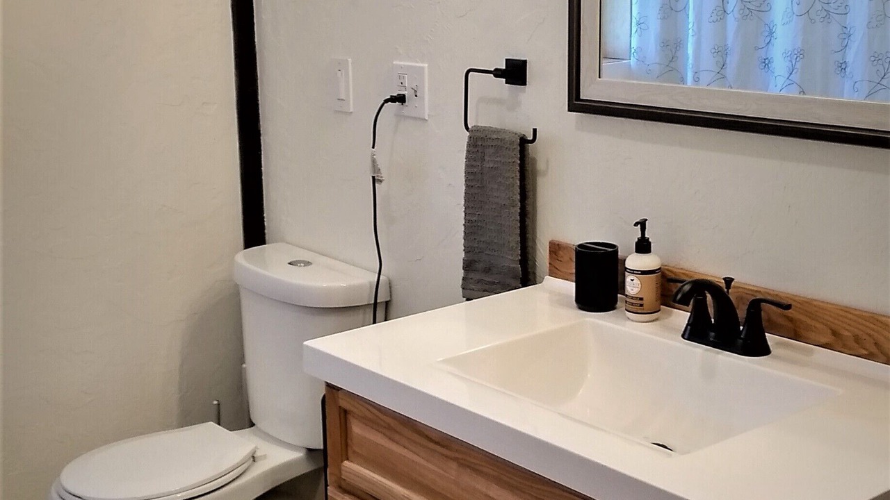 Photo of Bathroom in Seneca