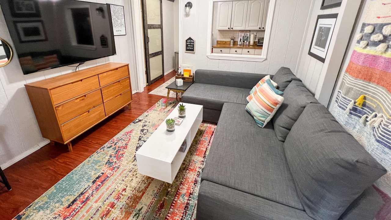 Photo of Livingroom in West Oak Hill