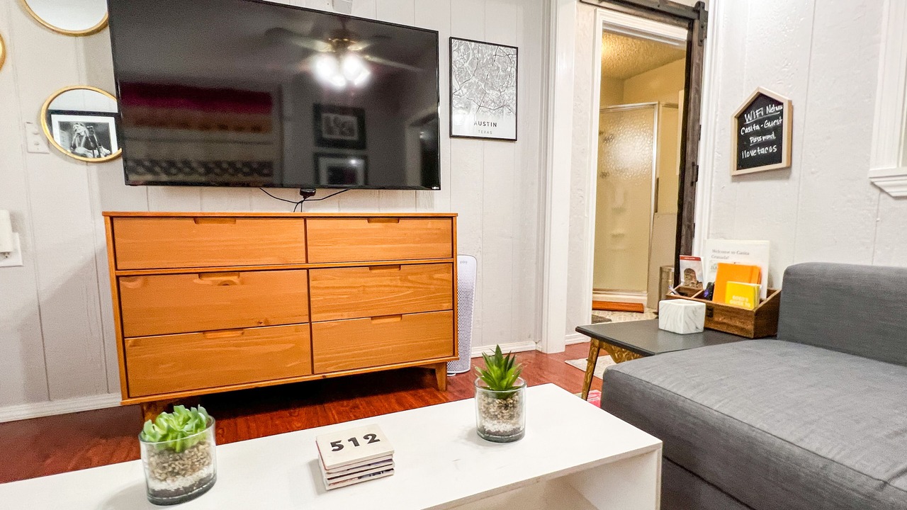 Photo of Livingroom in West Oak Hill