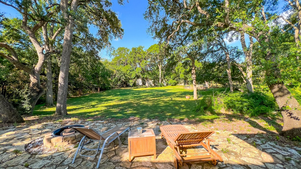 Photo of Outdoor in West Oak Hill