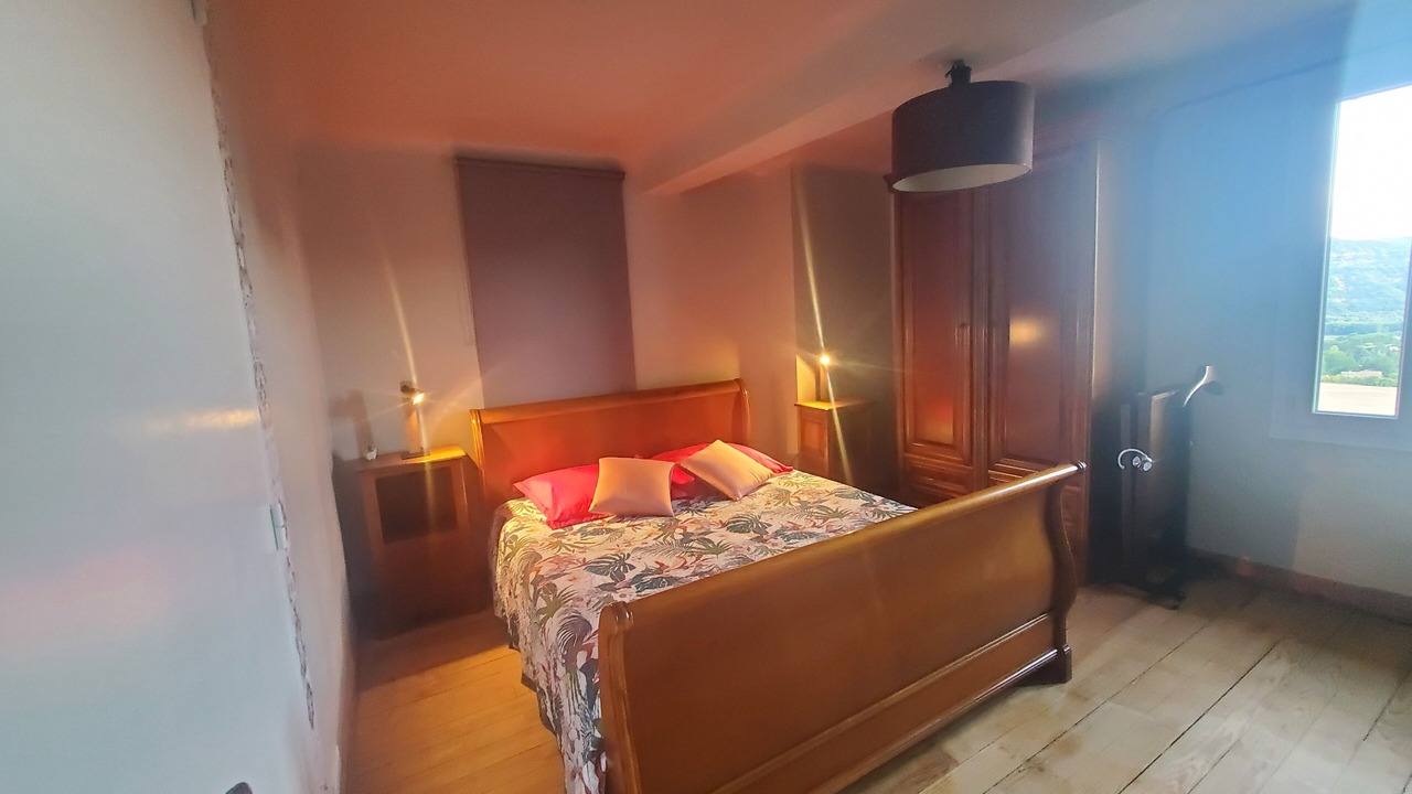 Photo of Bedroom in Mallemoisson