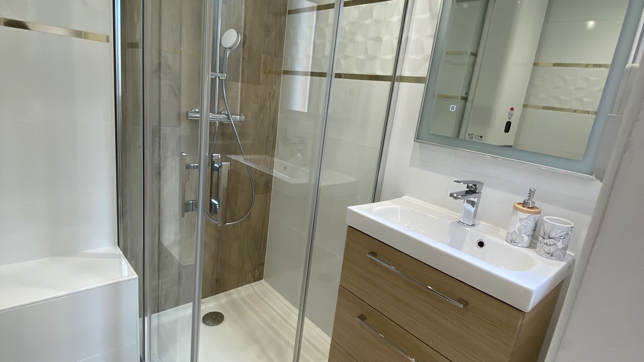 Photo of Bathroom in Binic