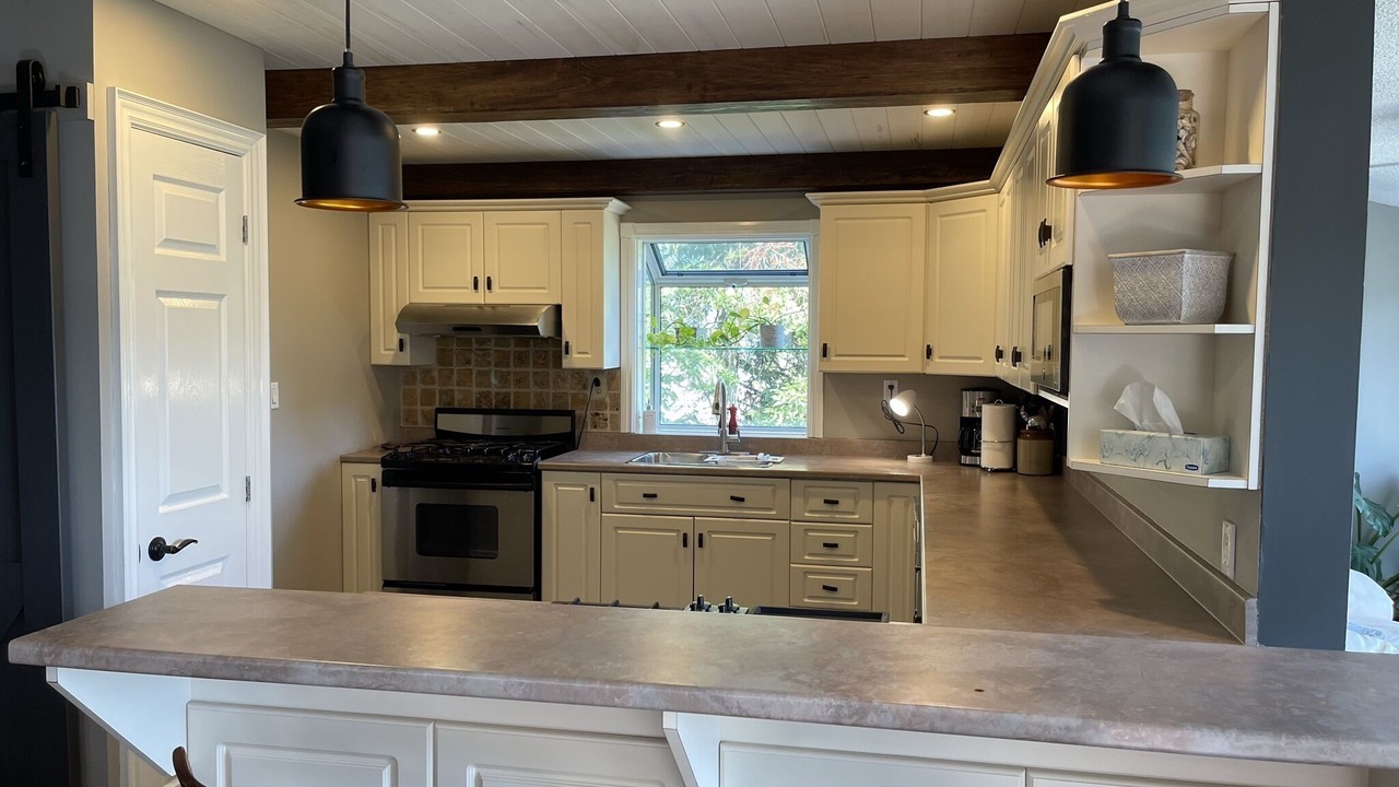 Photo of Kitchen in Quinte West