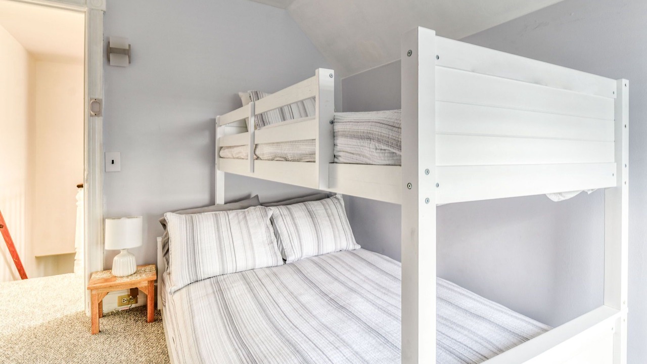 Photo of Bedroom in Ocean Grove