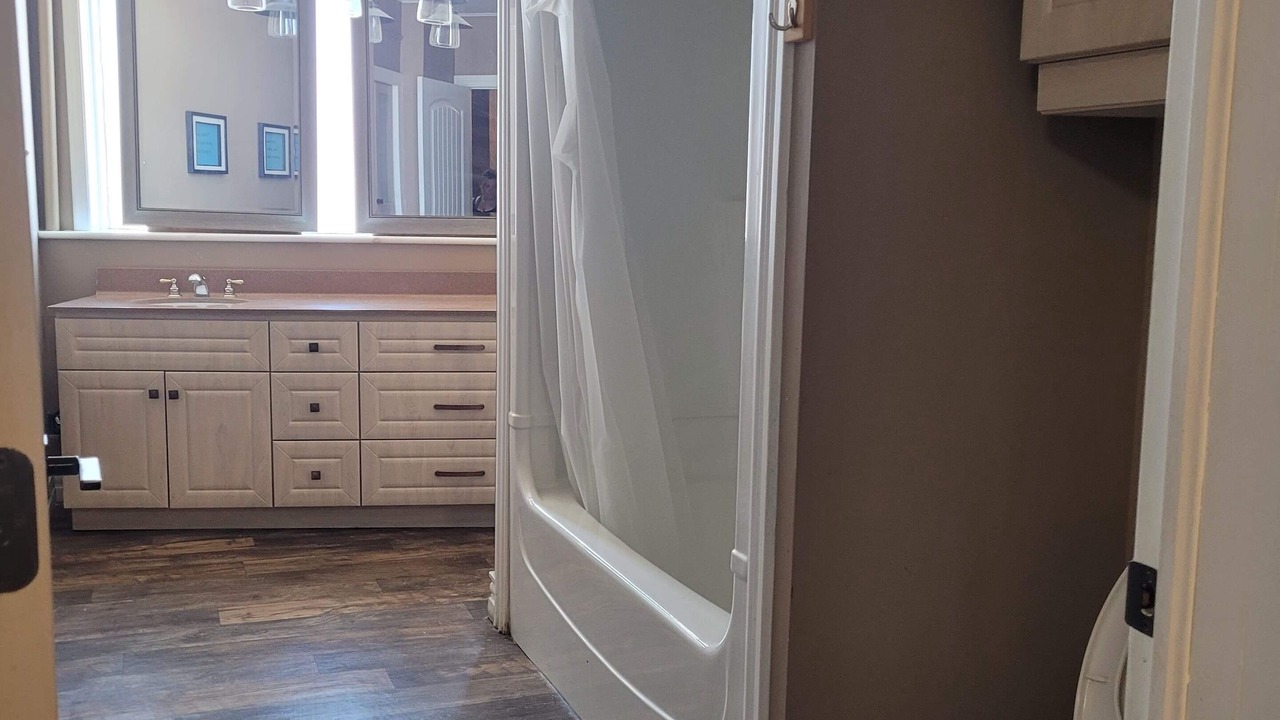 Photo of Bathroom in Summerside