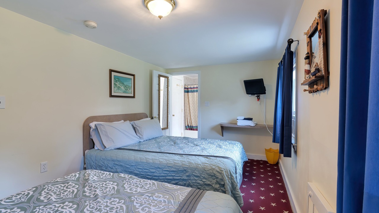Photo of Bedroom in Ellsworth