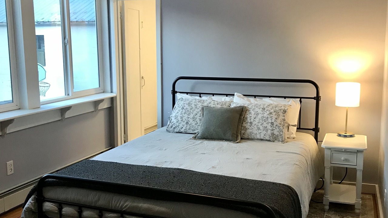 Photo of Bedroom in Smyrna