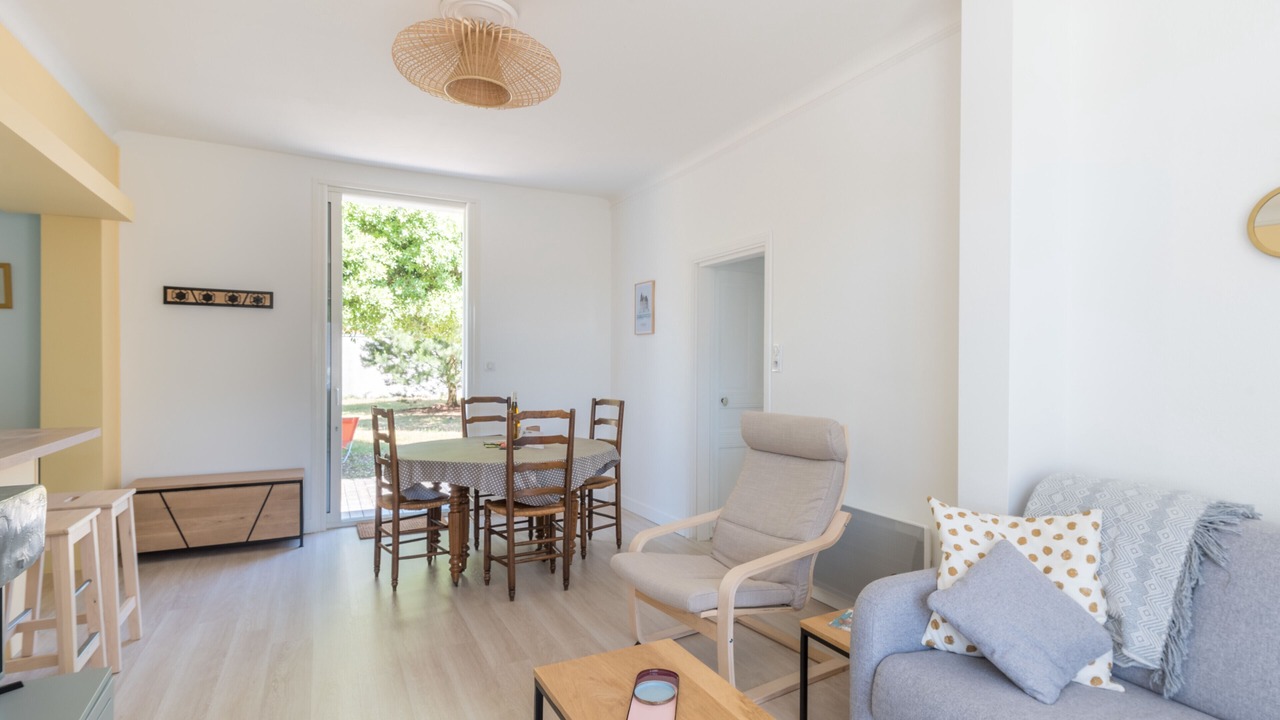 Photo of Livingroom in Prefailles