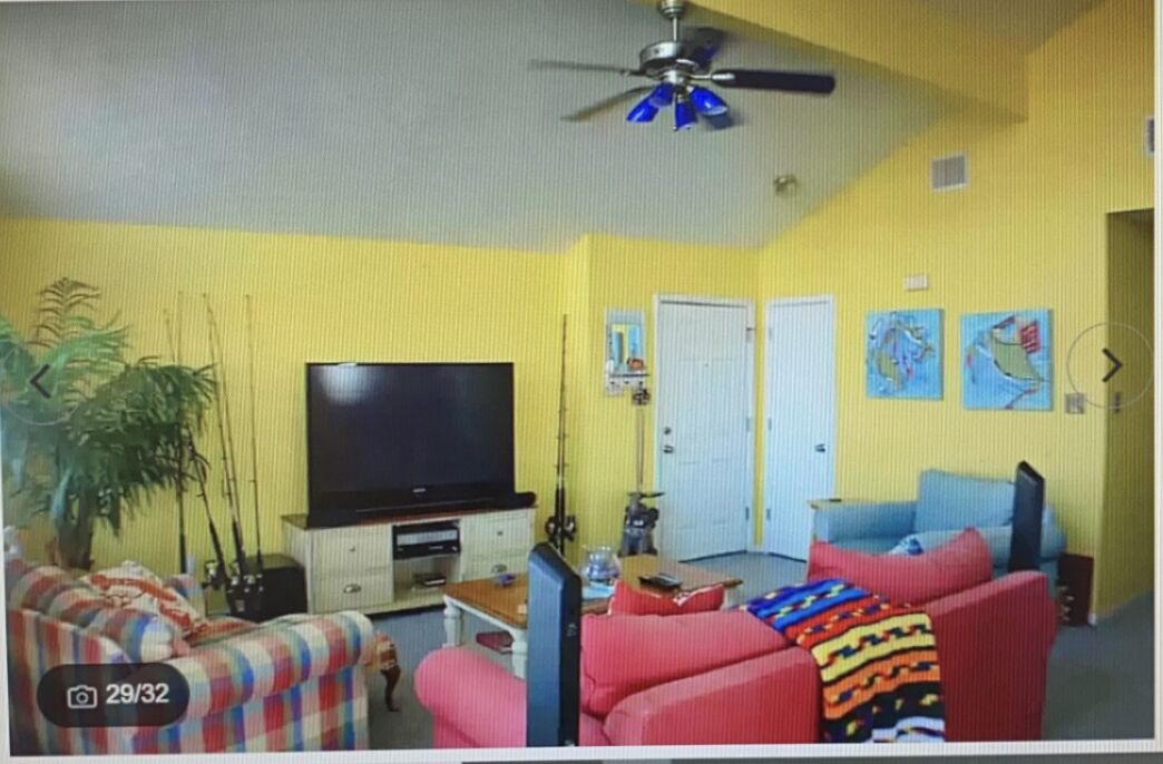 Photo of Livingroom in Port Alto