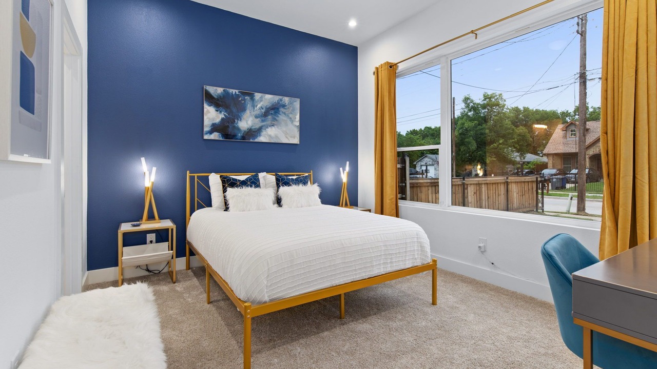 Photo of Bedroom in West Dallas