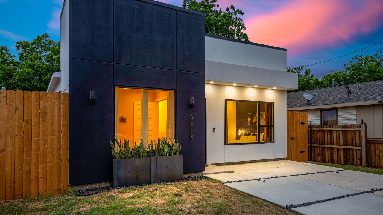 Photo of Outdoor in West Dallas
