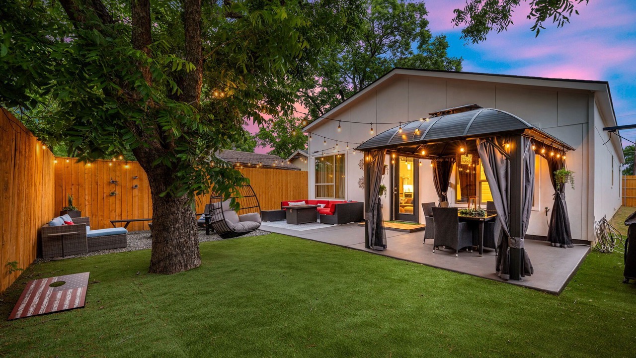 Photo of Outdoor in West Dallas