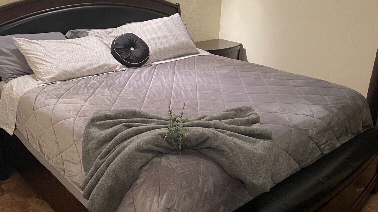 Photo of Bedroom in Sulphur