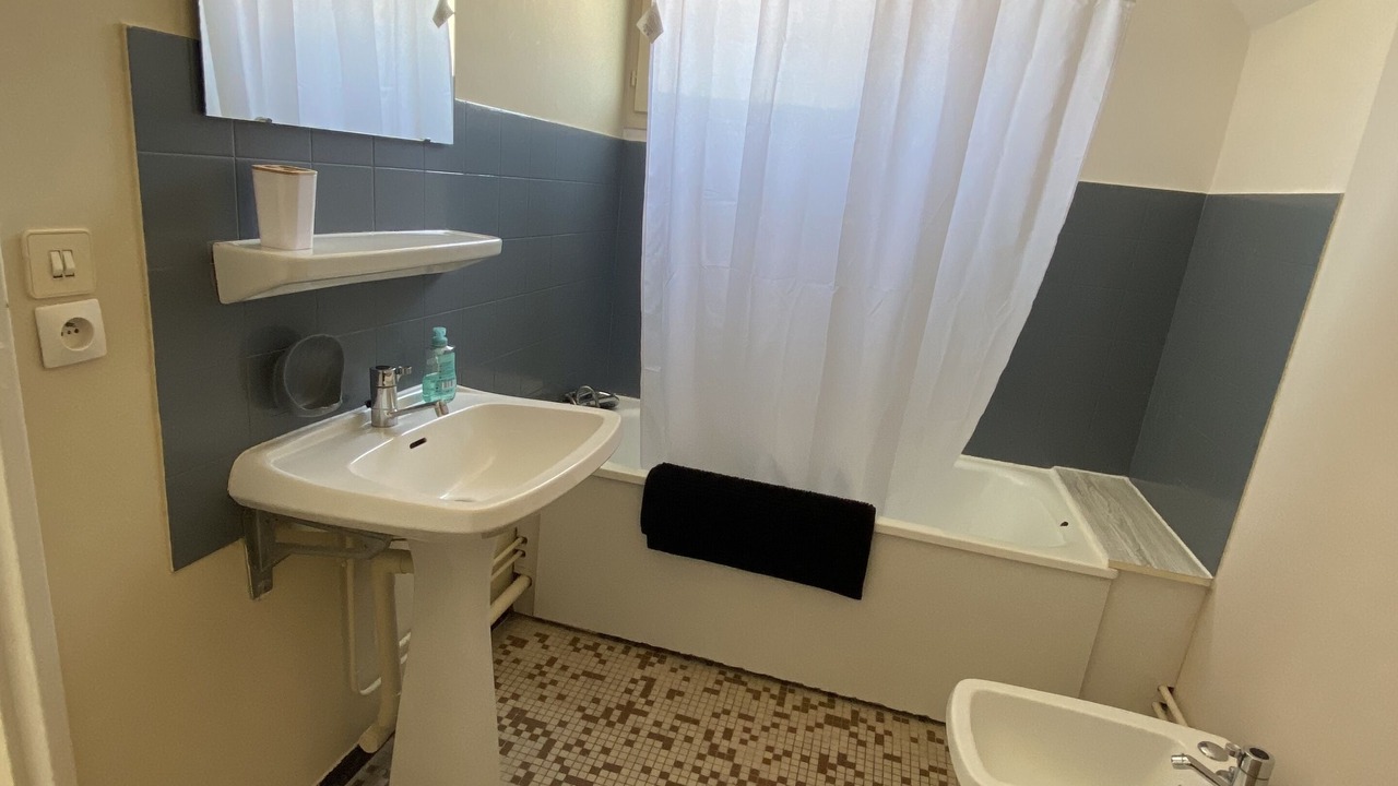 Photo of Bathroom in Saint-Valery-en-Caux