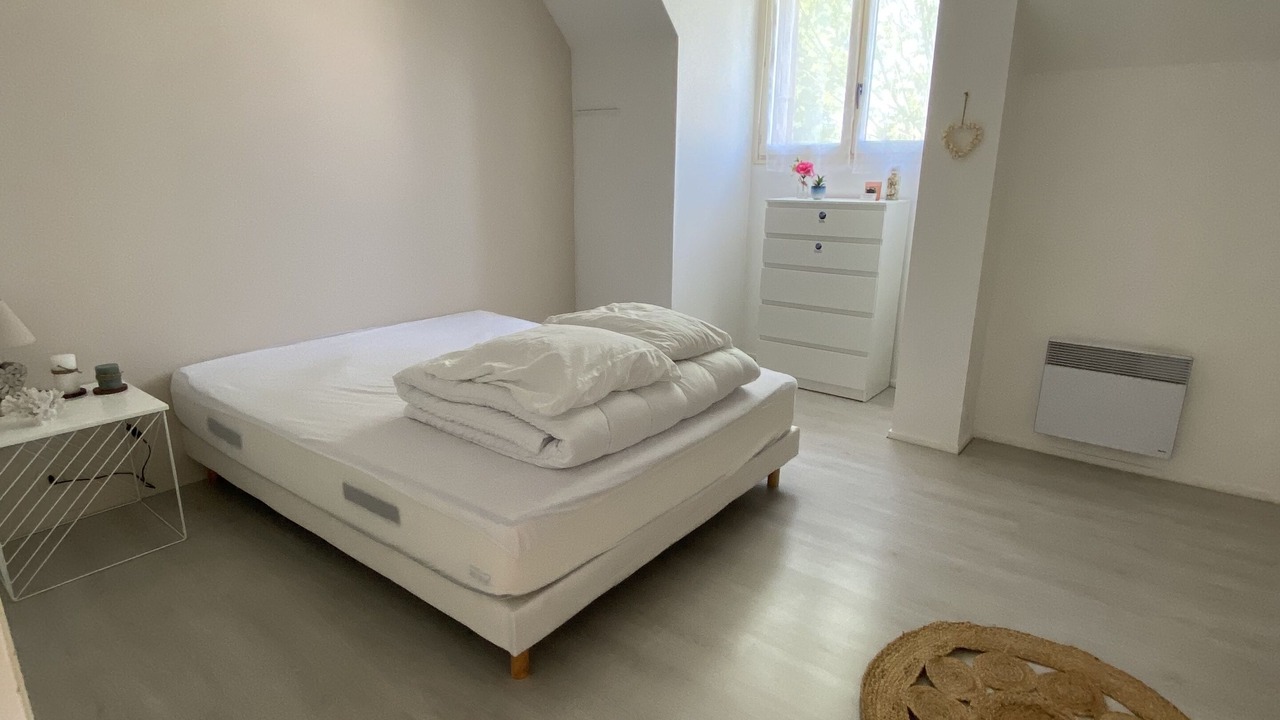 Photo of Bedroom in Saint-Valery-en-Caux