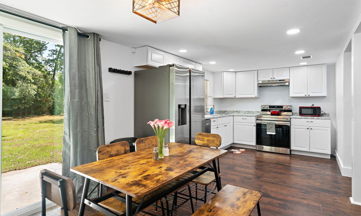 Photo of Bedroom in Bloomingdale