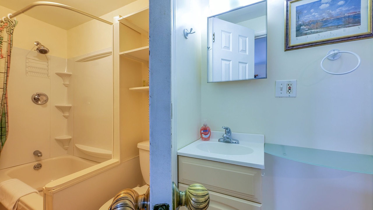 Photo of Bathroom in Ellsworth