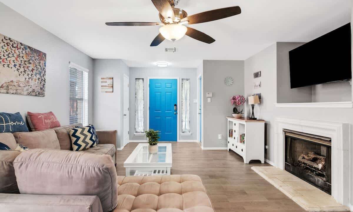 Photo of Livingroom in Austin