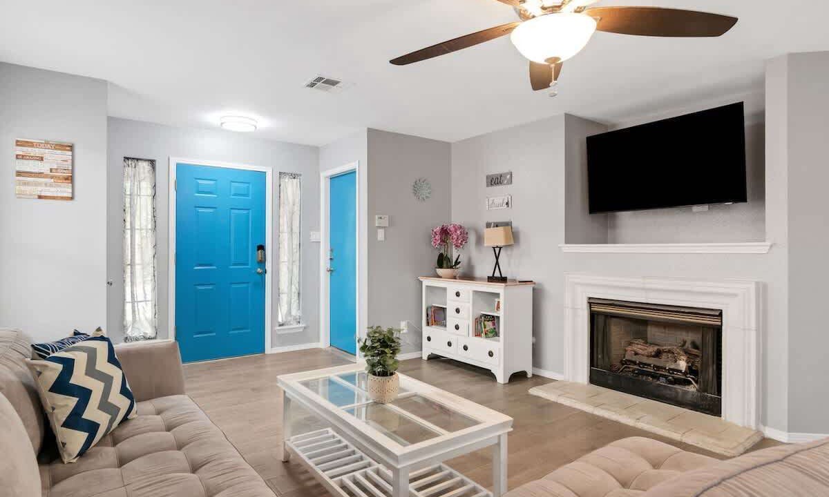 Photo of Livingroom in Austin