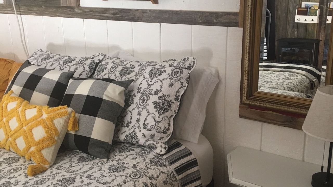 Photo of Bedroom in Canton