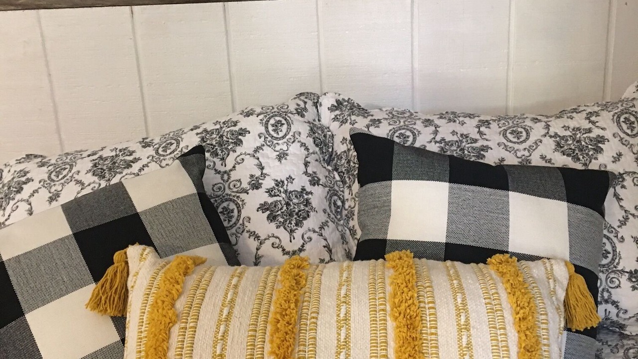 Photo of Bedroom in Canton