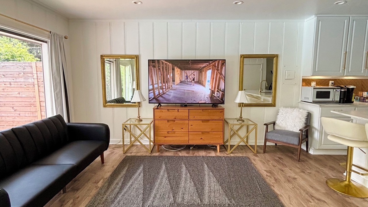 Photo of Livingroom in Central Oklahoma City