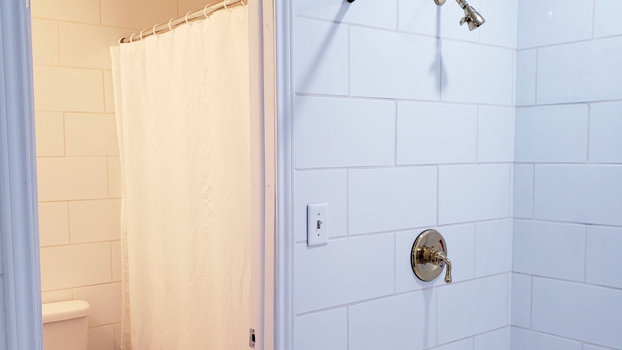 Photo of Bathroom in Central Oklahoma City