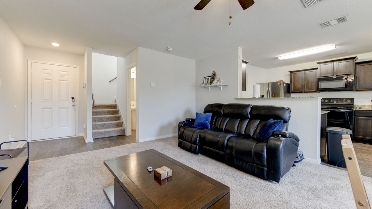 Photo of Livingroom in Jarrell