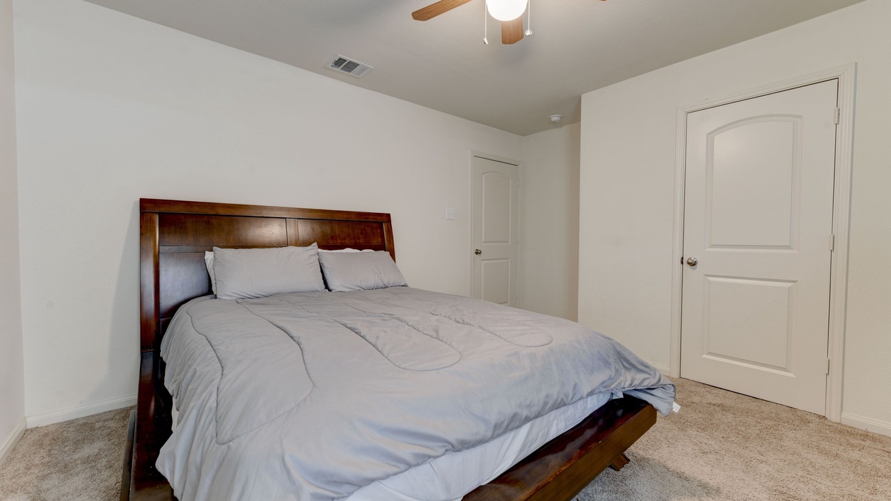 Photo of Bedroom in Jarrell