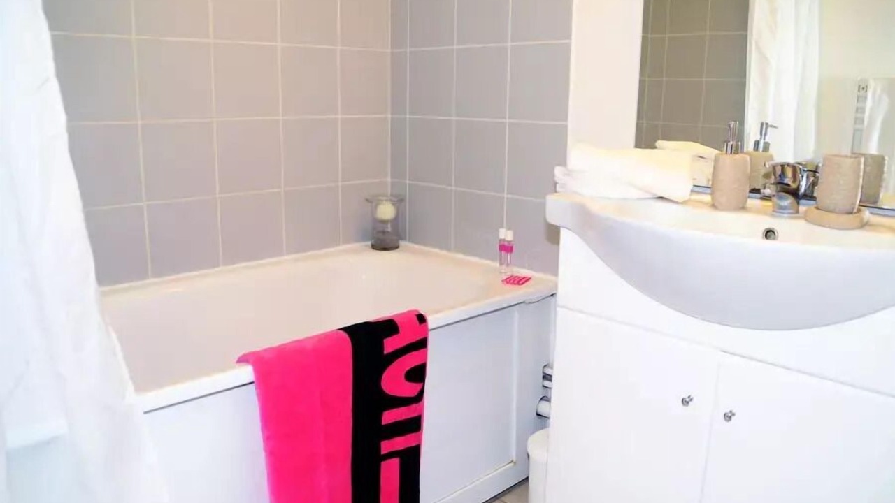 Photo of Bathroom in Biot