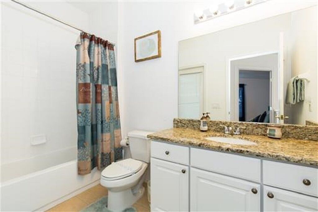 Photo of Bathroom in Highgate Park