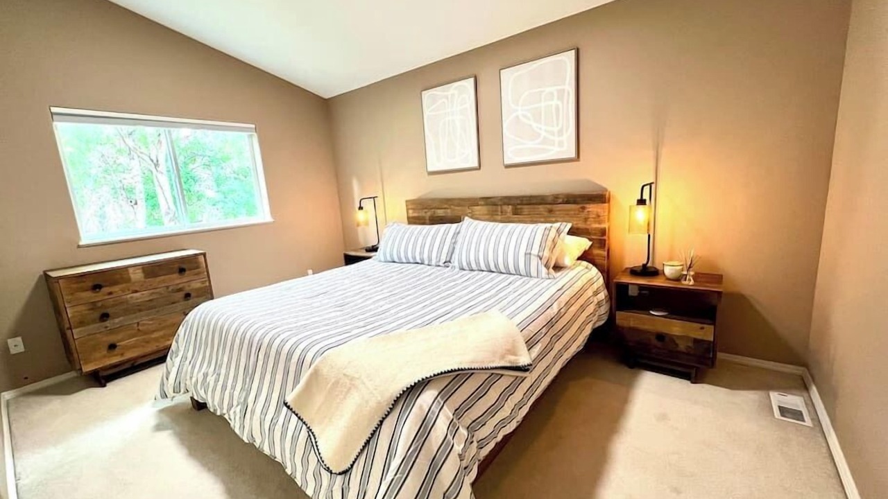 Photo of Bedroom in Turnagain
