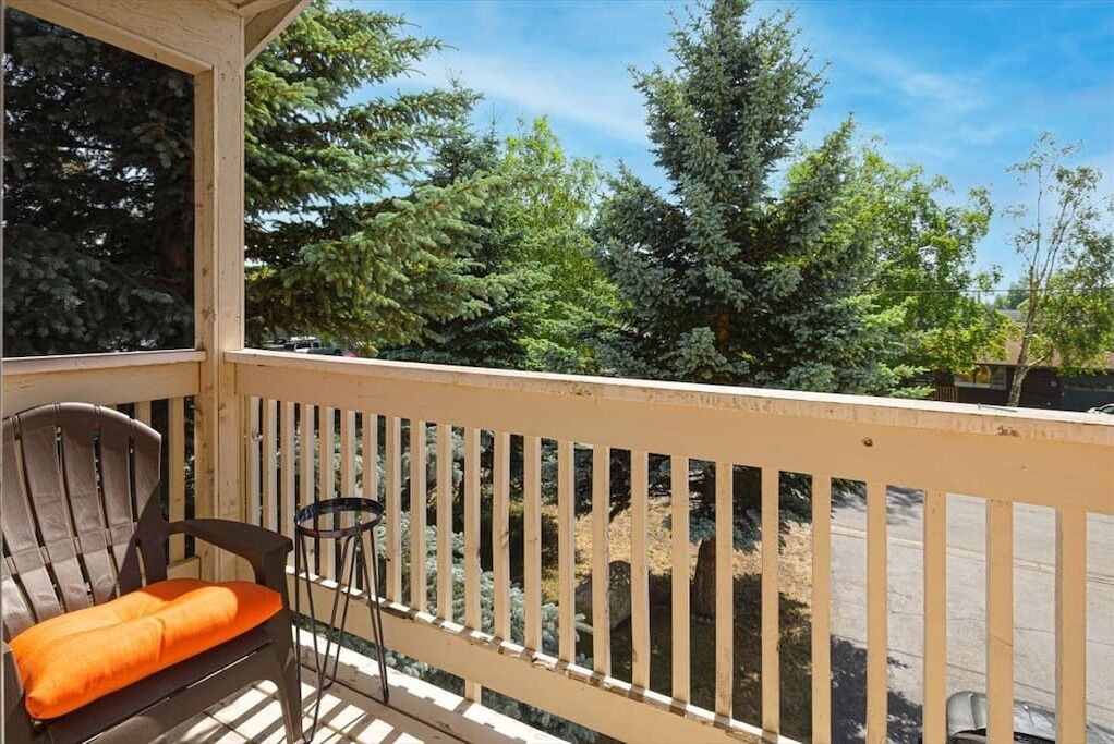 Photo of Outdoor in Turnagain