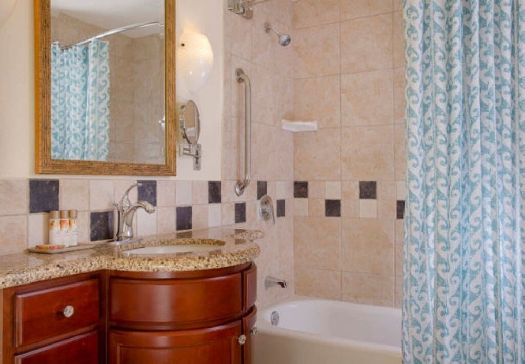 Photo of Bathroom in Ko Olina