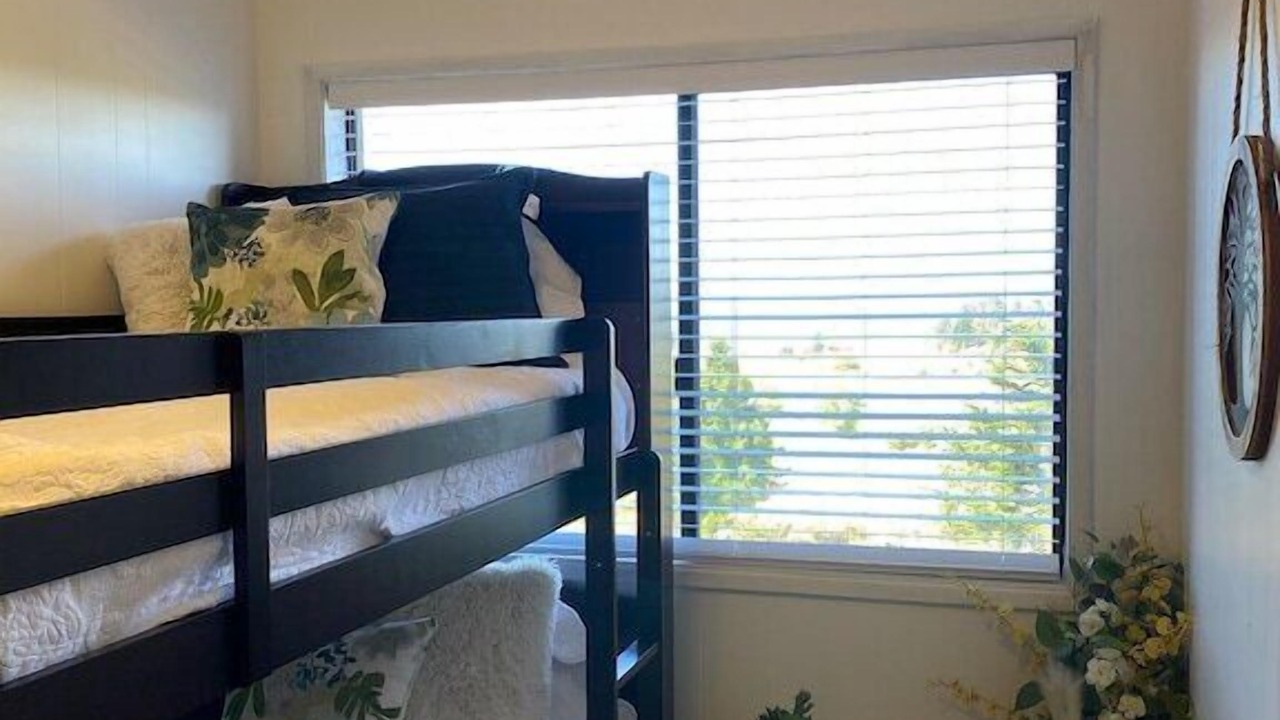 Photo of Bedroom in Harbor