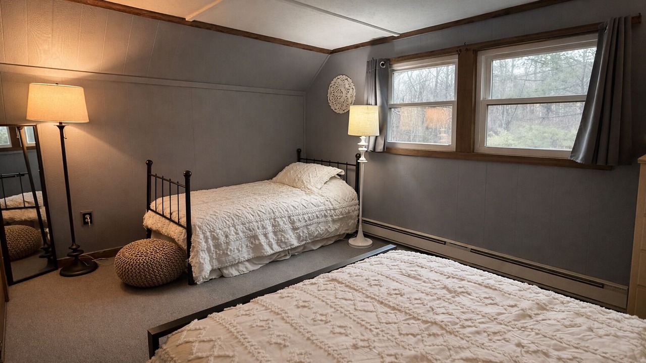 Photo of Bedroom in Becket