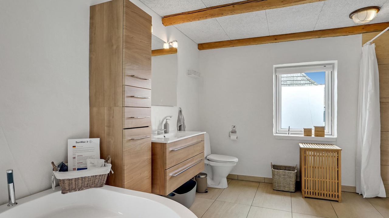 Photo of Bathroom in Agger