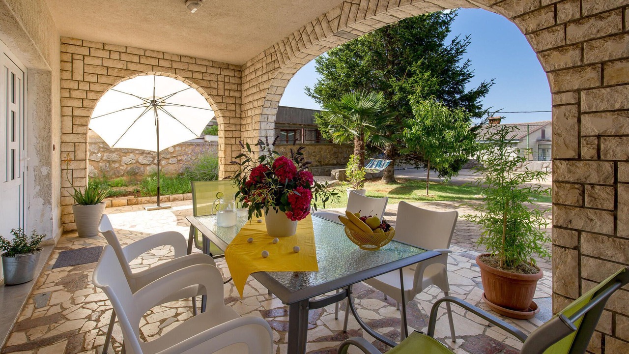 Photo of Patio Balcony in Rubesi