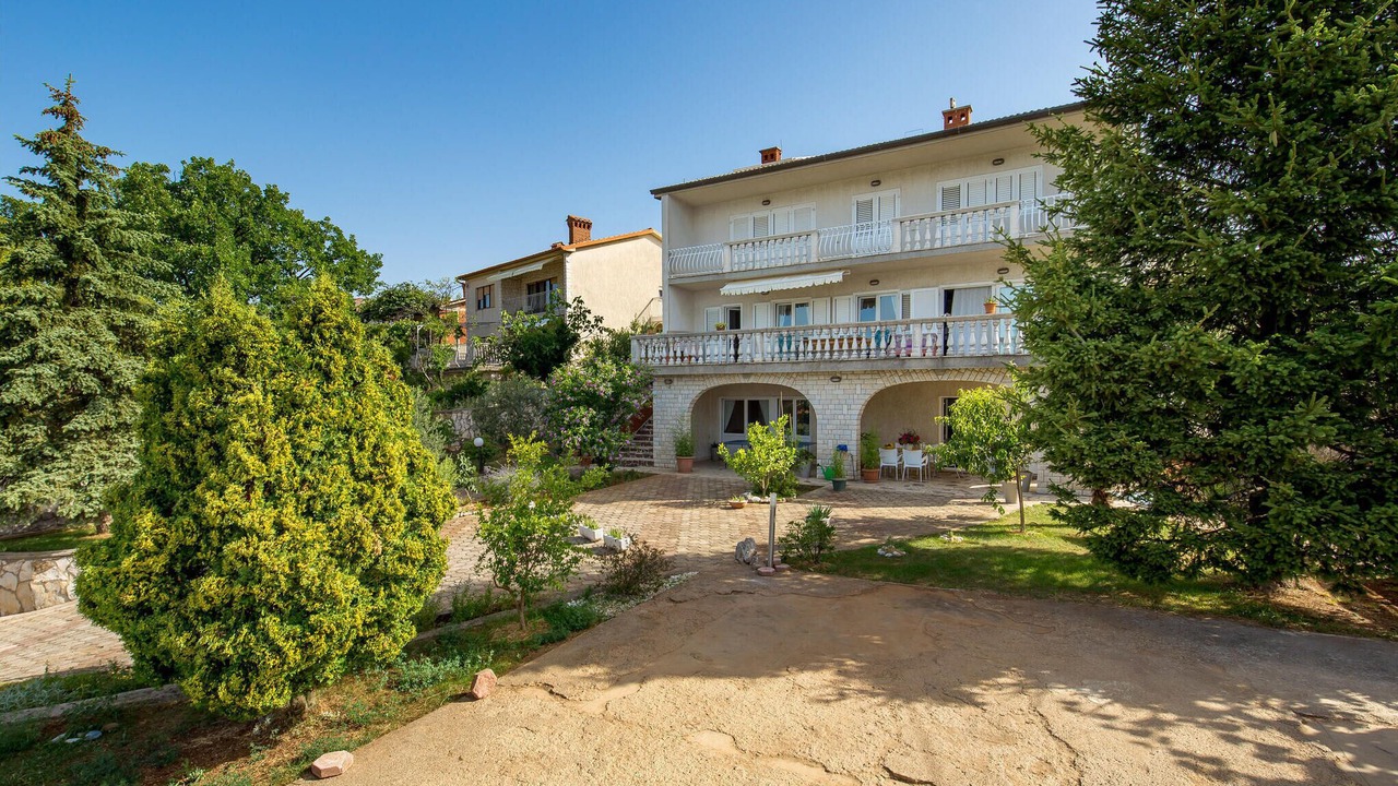 Photo of Outdoor in Rubesi