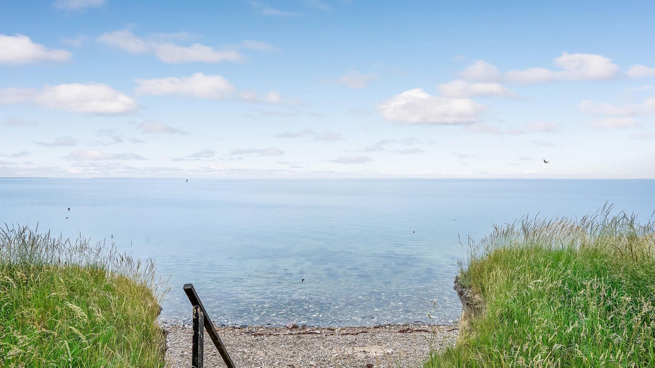 Photo of Others in Arø