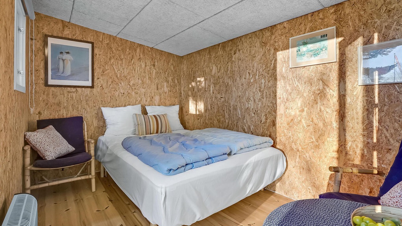 Photo of Others in Arø