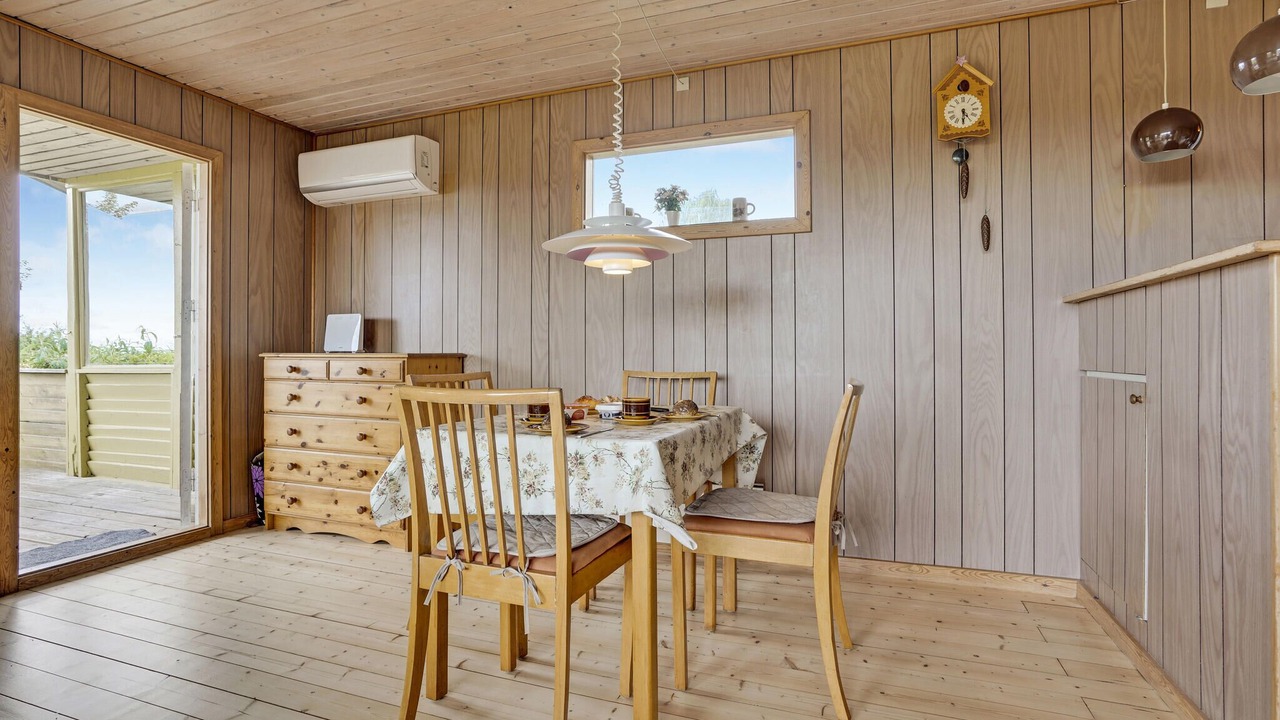 Photo of Others in Frolunde