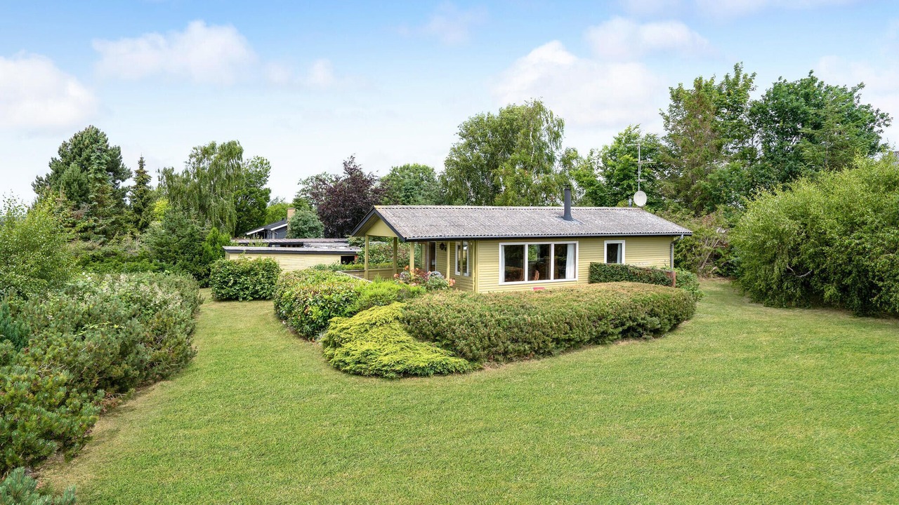 Photo of Others in Frolunde