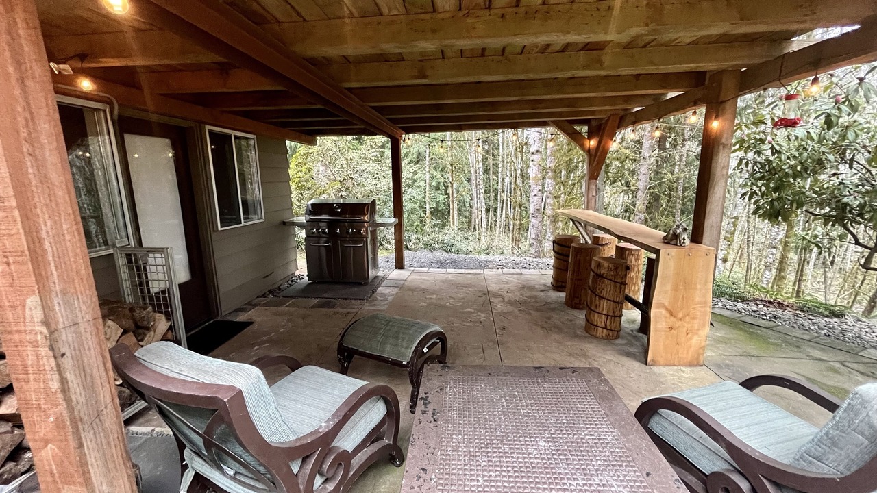 Photo of Patio Balcony in Deer Island