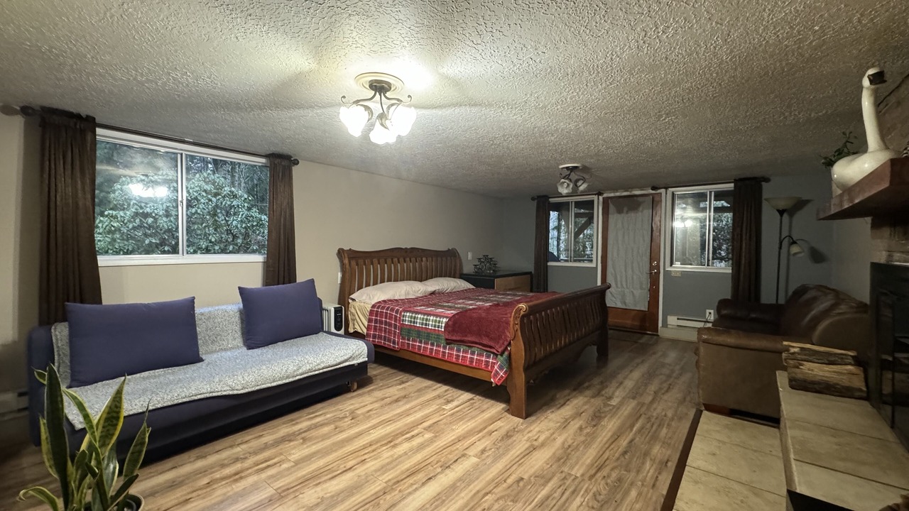 Photo of Bedroom in Deer Island