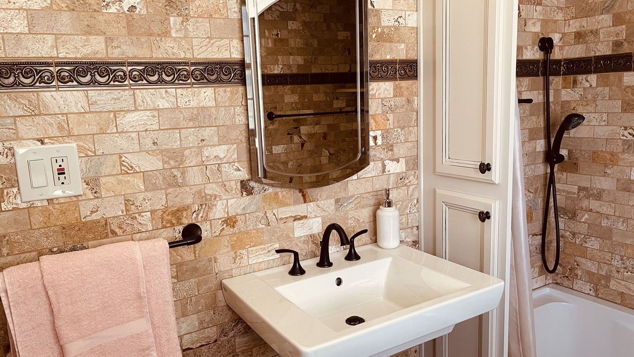 Photo of Bathroom in Bloomfield Hills