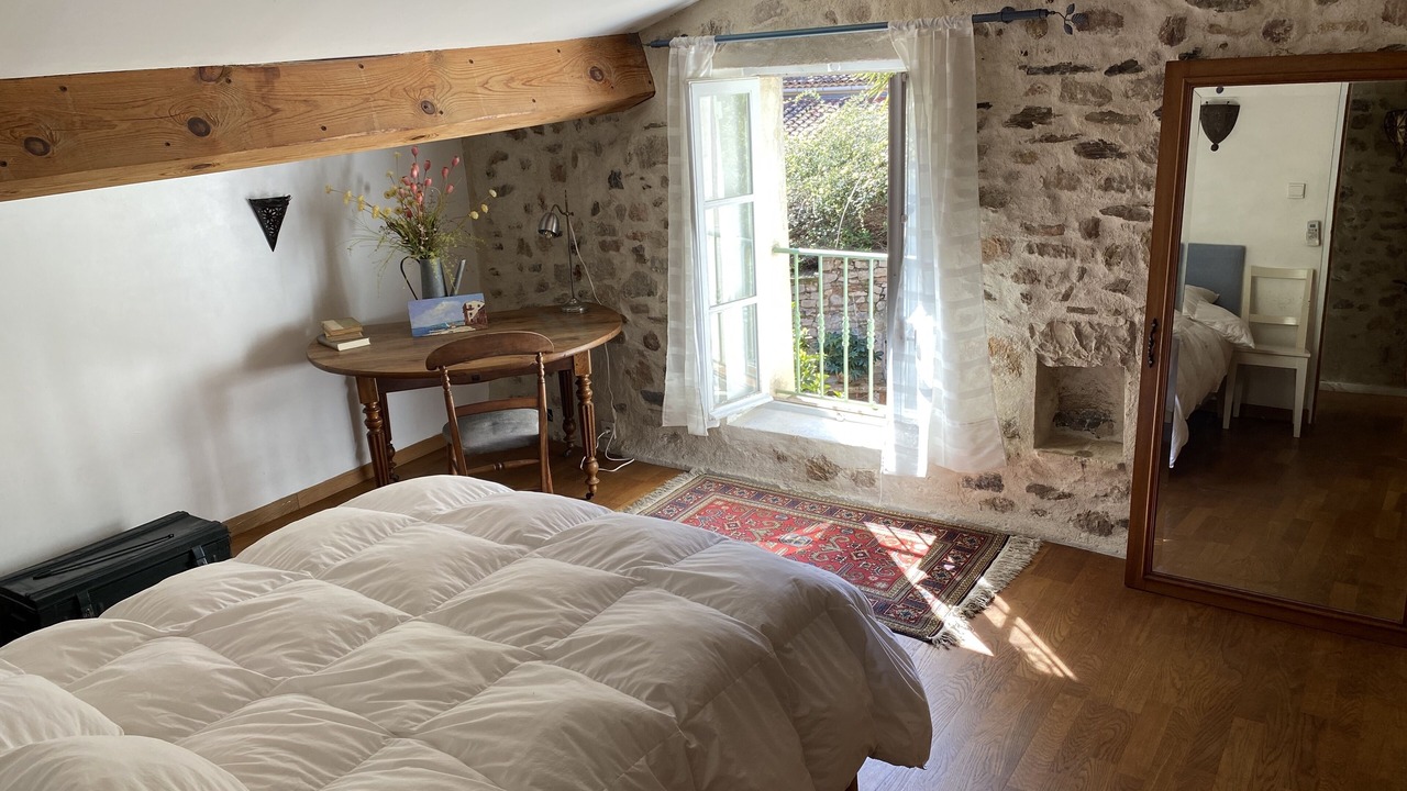 Photo of Bedroom in Hyeres City Centre