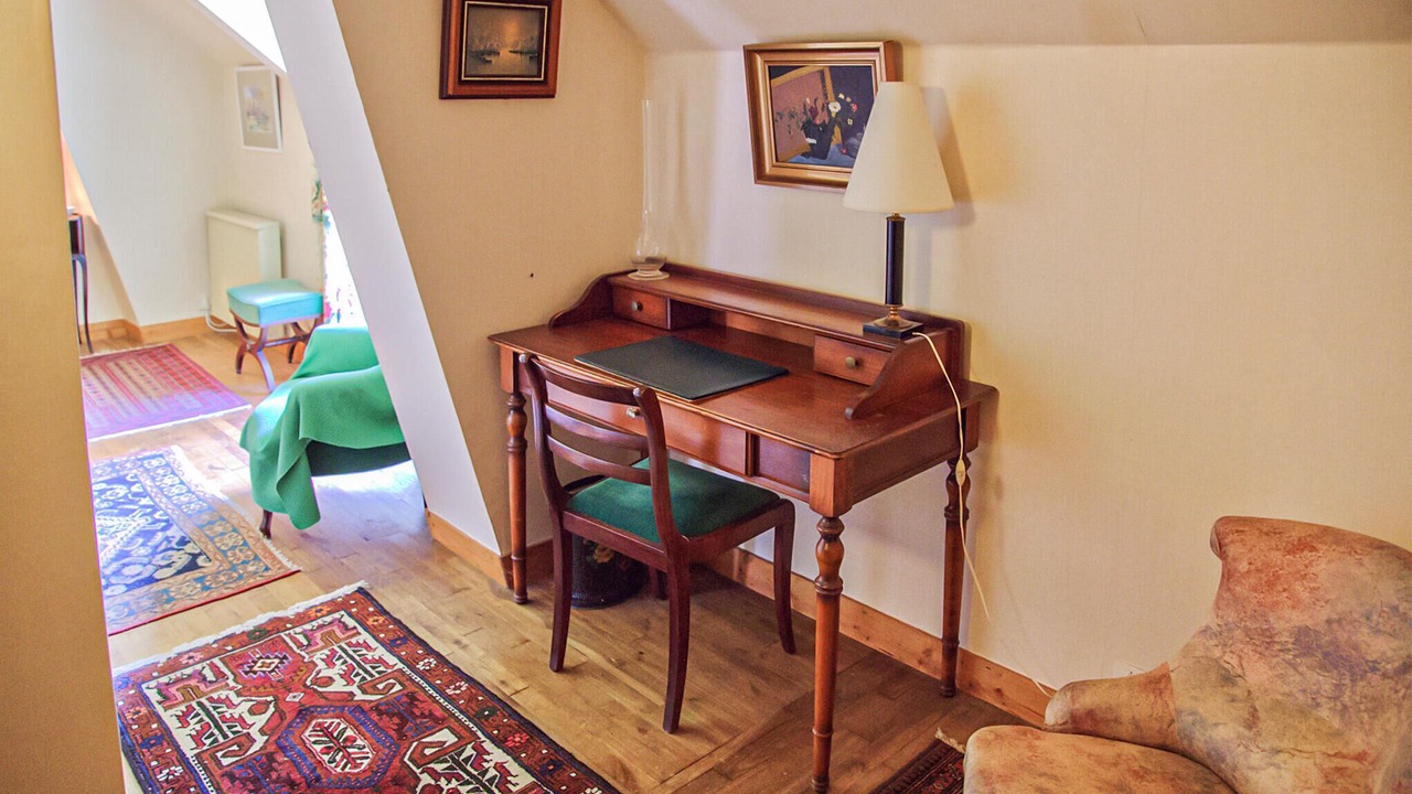 Photo of Bedroom in Janailhac