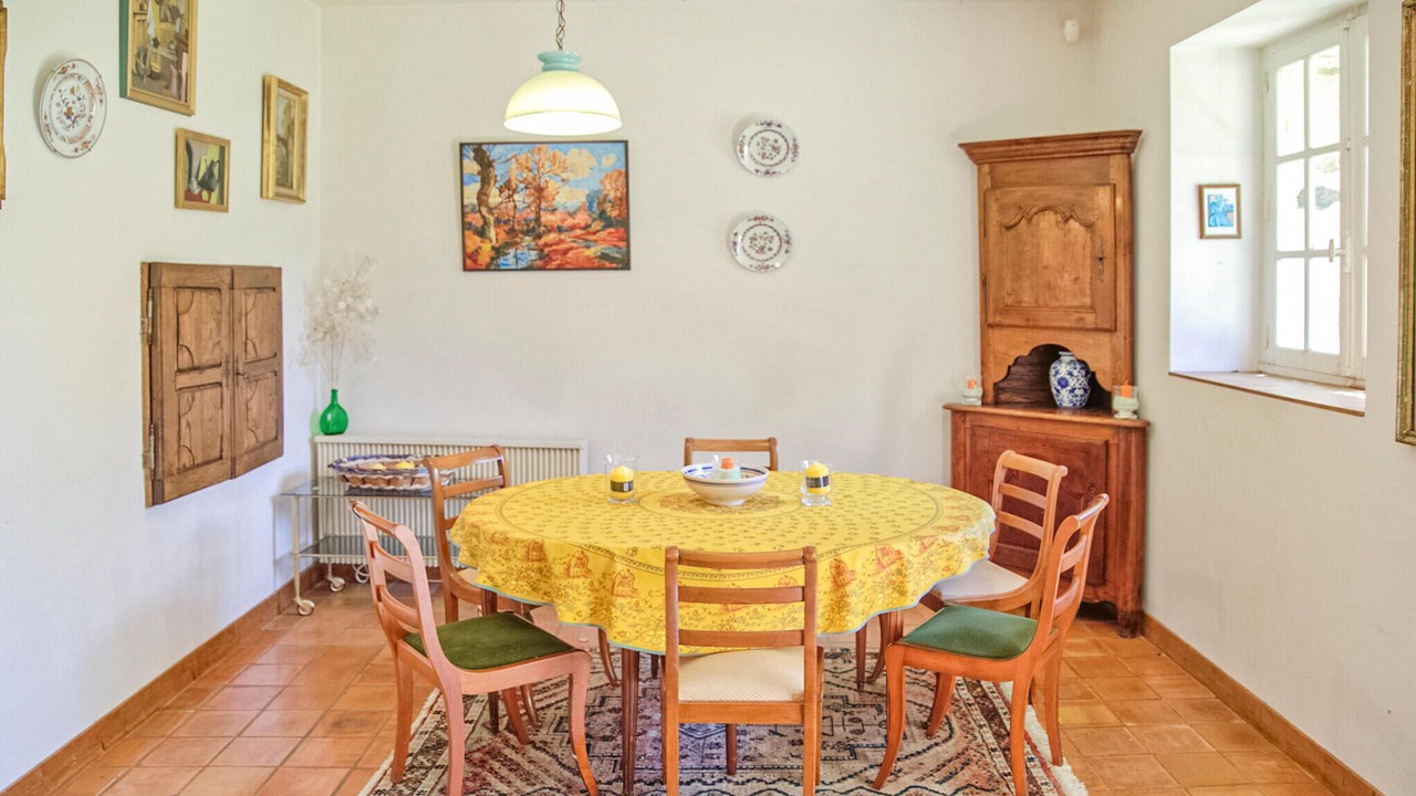 Photo of Bedroom in Janailhac