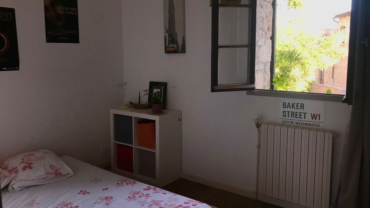 Photo of Bedroom in Saint-Martin-de-Londres